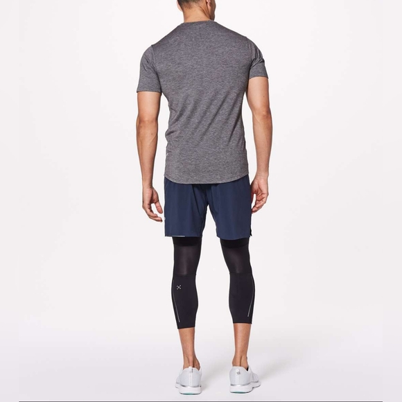 Lululemon Surge Light 3/4 Tight 23" Black Size Medium - Picture 15 of 16